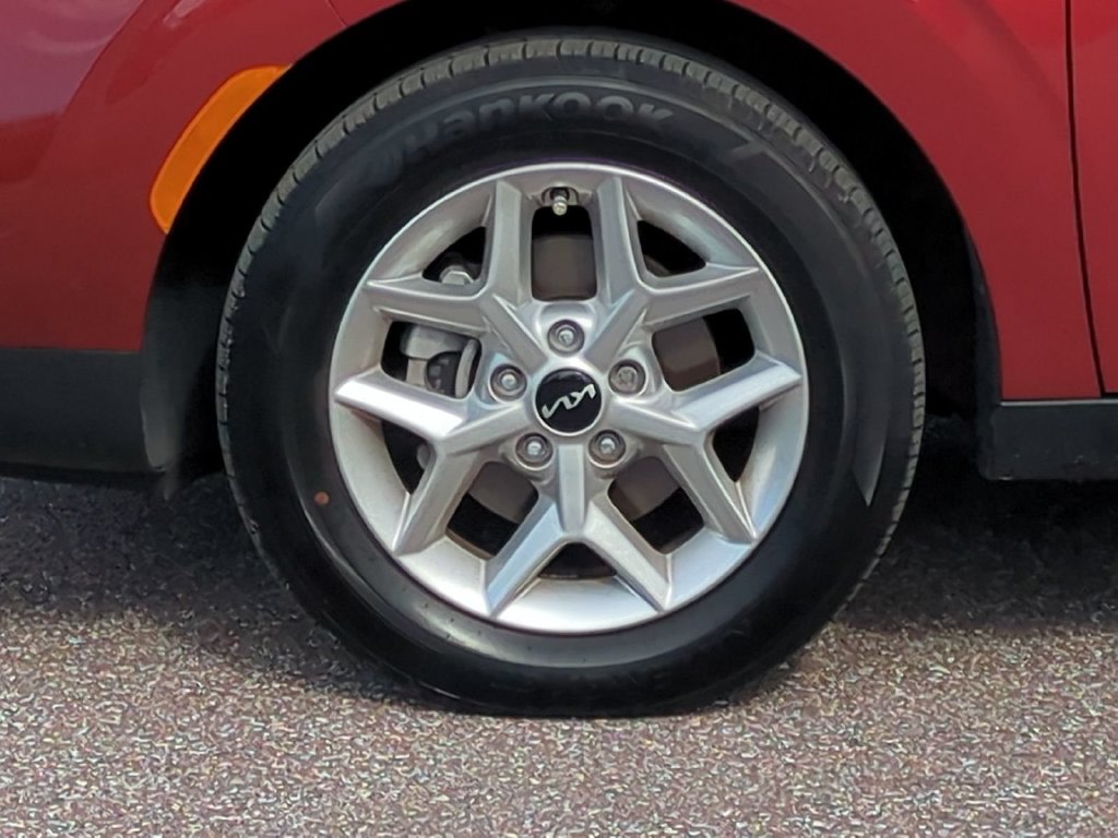 Thumbnail: 2022 Kia Soul - 8