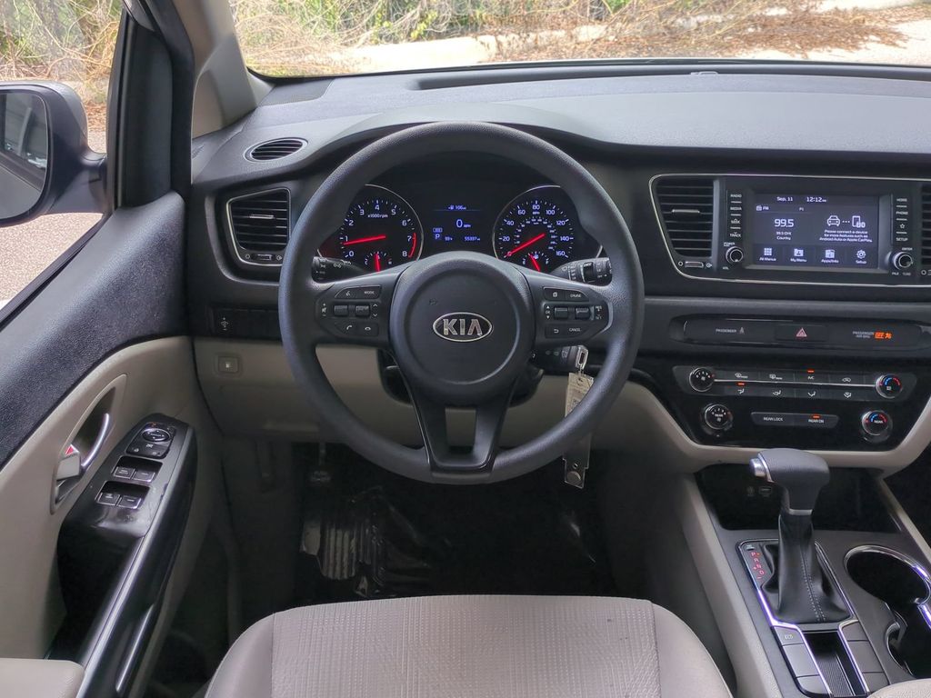 Thumbnail: 2020 Kia Sedona - 9