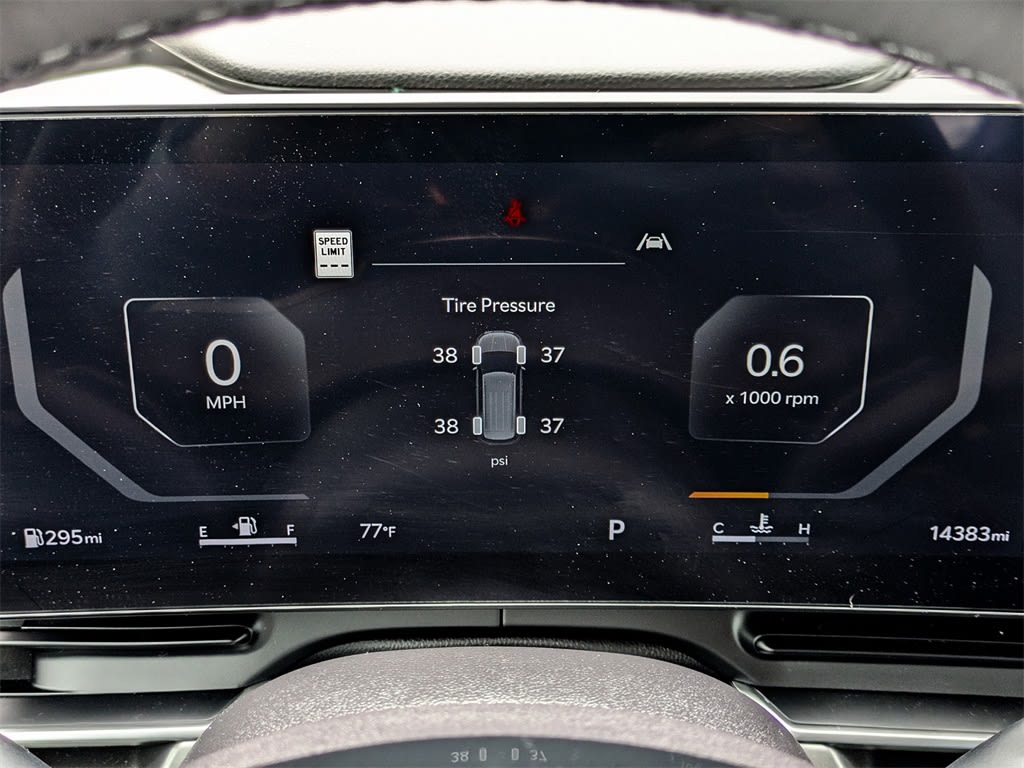 Thumbnail: 2025 Kia Carnival - 16