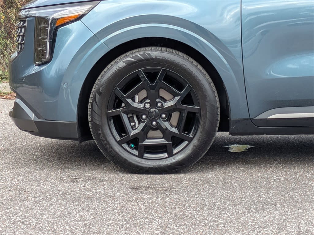 Thumbnail: 2025 Kia Carnival - 8