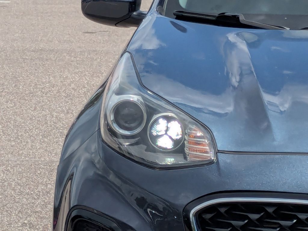 Thumbnail: 2021 Kia Sportage - 7