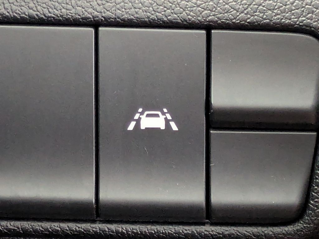 Thumbnail: 2021 Kia Sportage - 28