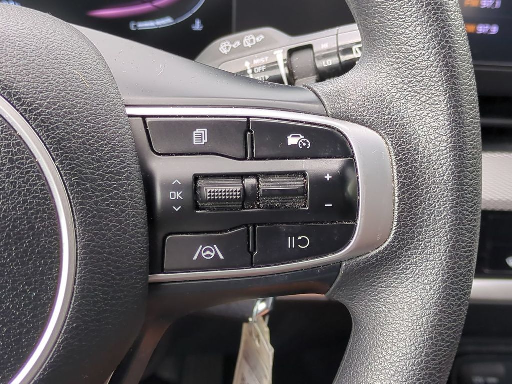 Thumbnail: 2023 Kia Sportage - 27