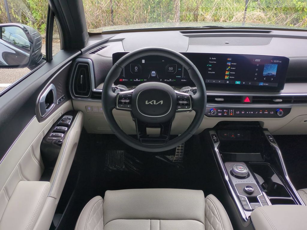 Thumbnail: 2025 Kia Sorento - 9