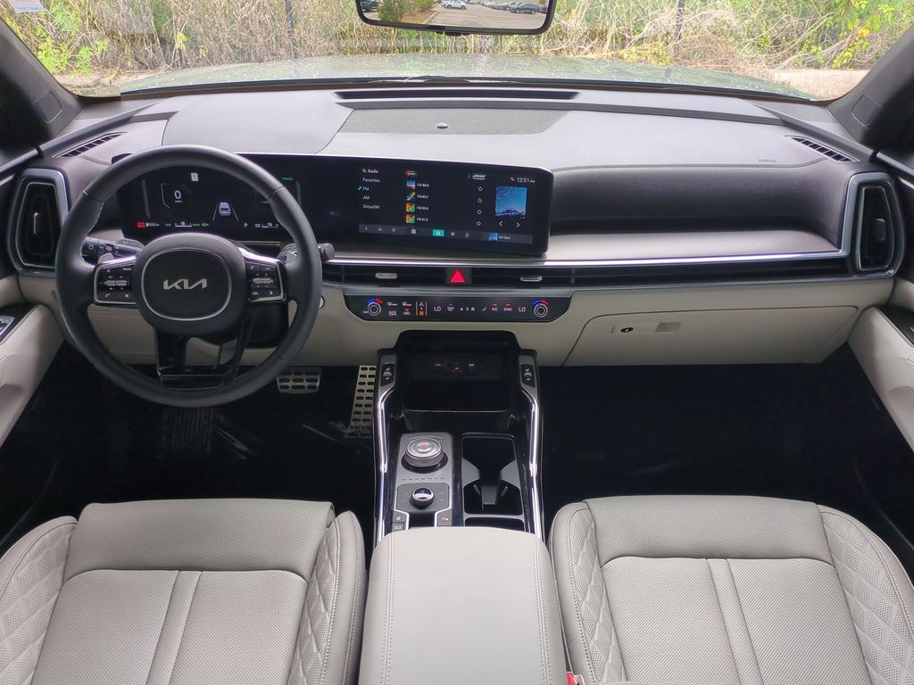 Thumbnail: 2025 Kia Sorento - 2