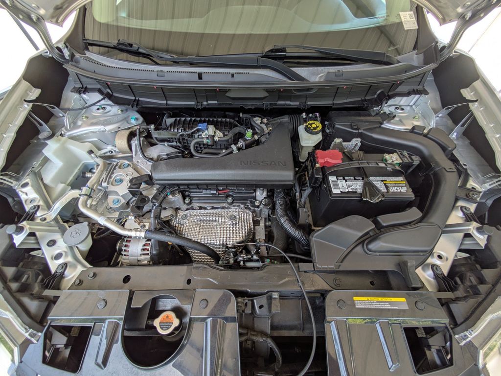 Thumbnail: 2018 Nissan Rogue - 9