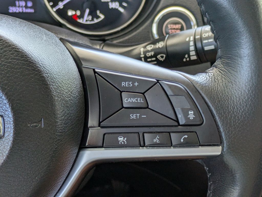 Thumbnail: 2018 Nissan Rogue - 35