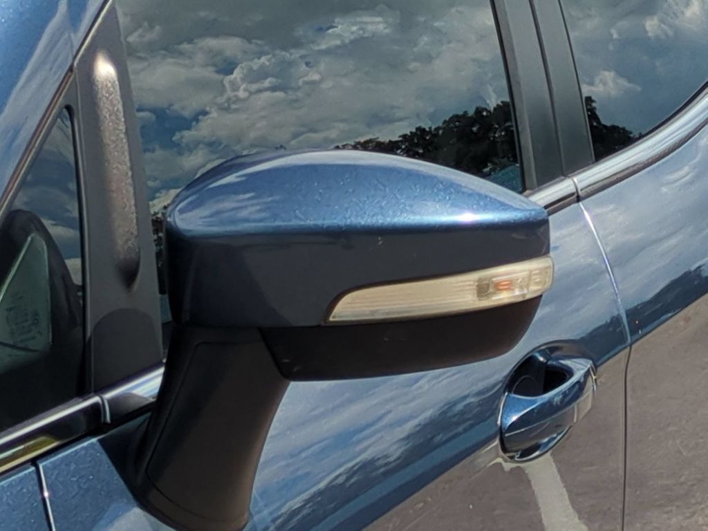 Thumbnail: 2021 Ford EcoSport - 21