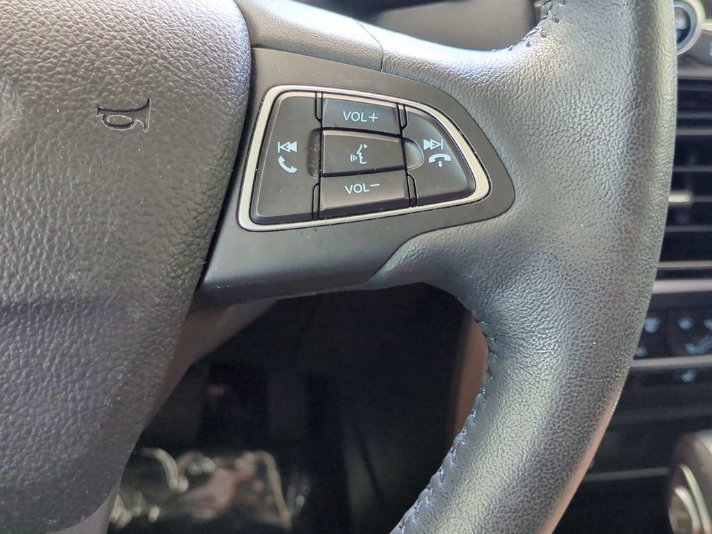 Thumbnail: 2021 Ford EcoSport - 31