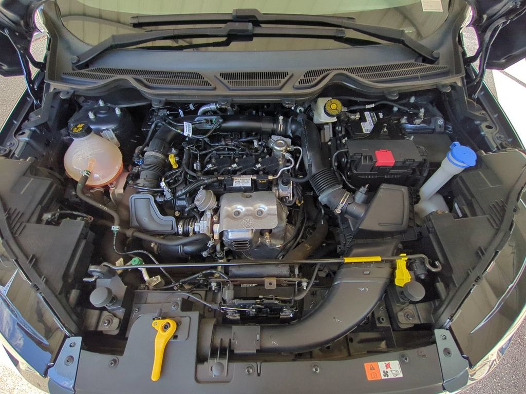 Thumbnail: 2021 Ford EcoSport - 8