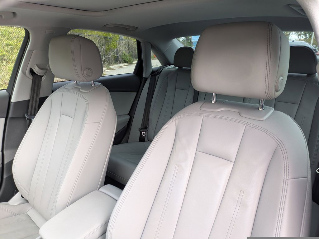 Thumbnail: 2021 Audi A4 - 12