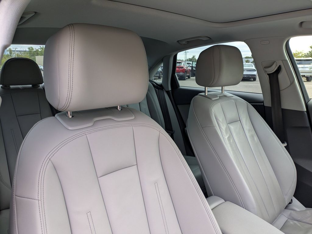 Thumbnail: 2021 Audi A4 - 11