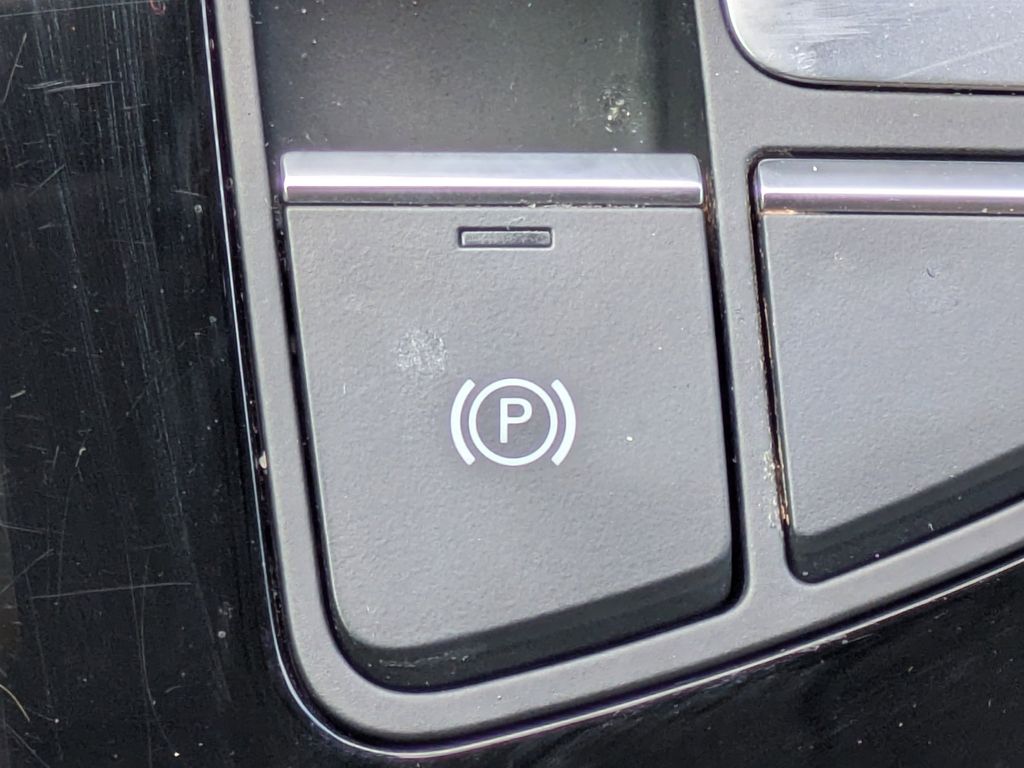 Thumbnail: 2021 Audi A4 - 32