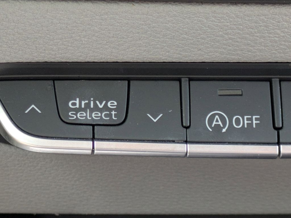 Thumbnail: 2021 Audi A4 - 29