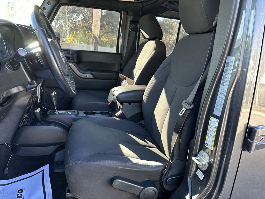 Thumbnail: 2017 Jeep Wrangler - 11