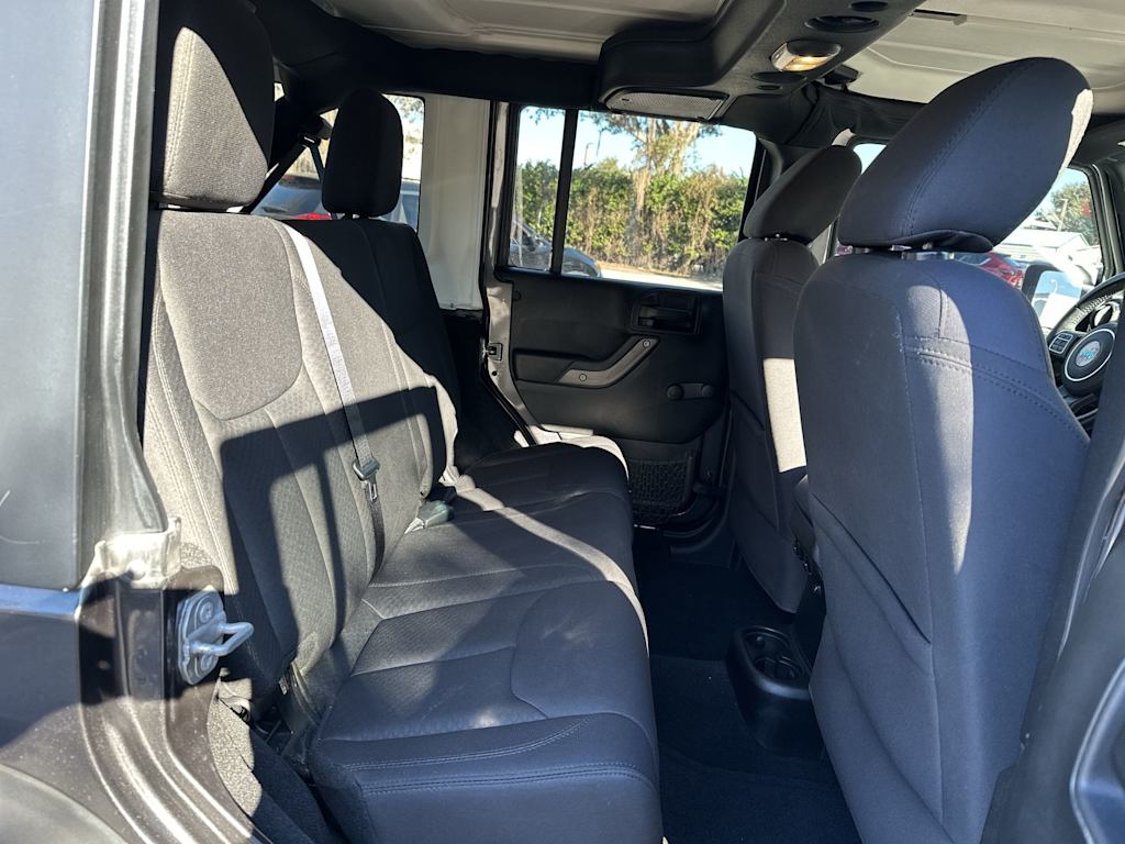 Thumbnail: 2017 Jeep Wrangler - 26