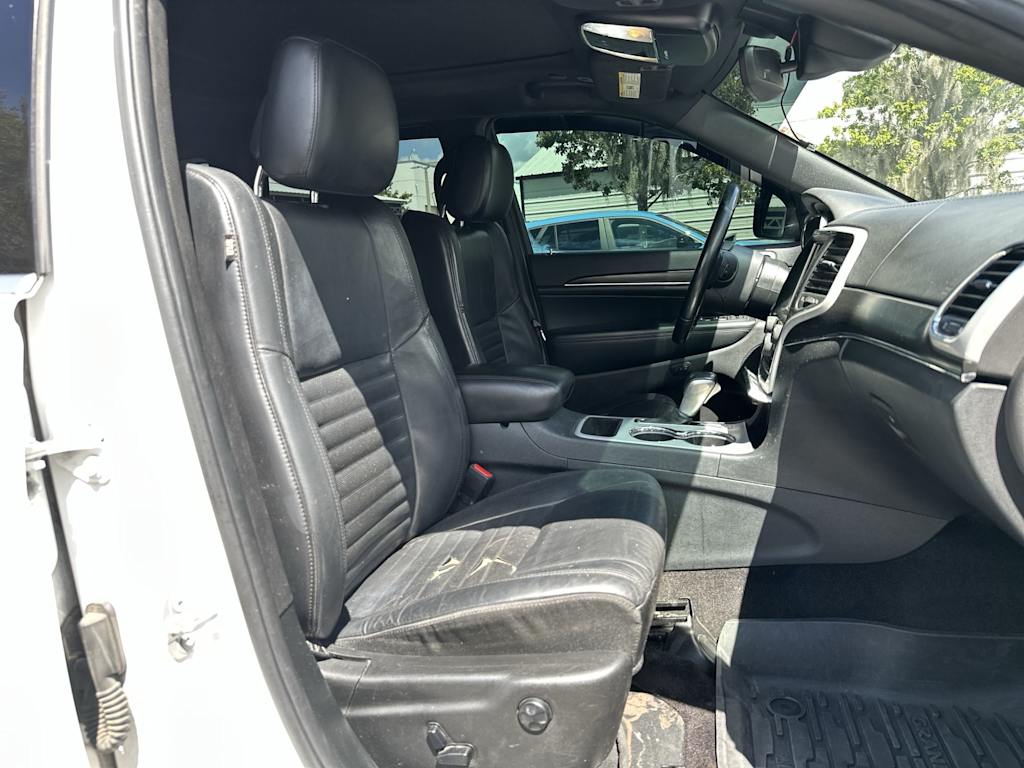Thumbnail: 2018 Jeep Grand Cherokee - 12