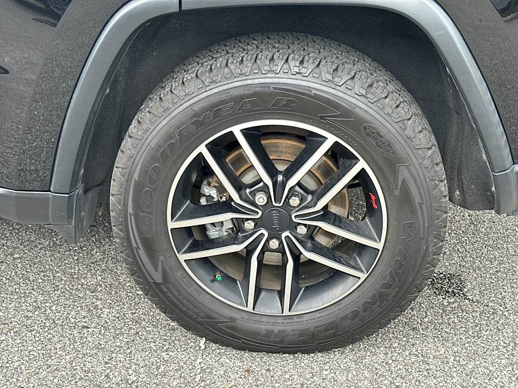 Thumbnail: 2019 Jeep Grand Cherokee - 7