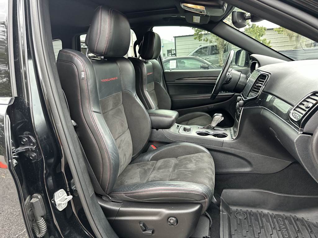 Thumbnail: 2019 Jeep Grand Cherokee - 26