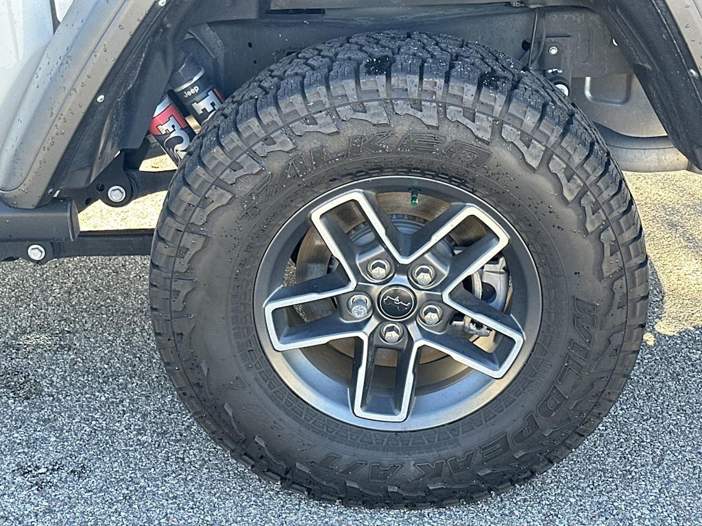 Thumbnail: 2024 Jeep Gladiator - 8