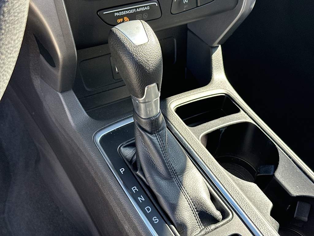 Thumbnail: 2017 Ford Escape - 15