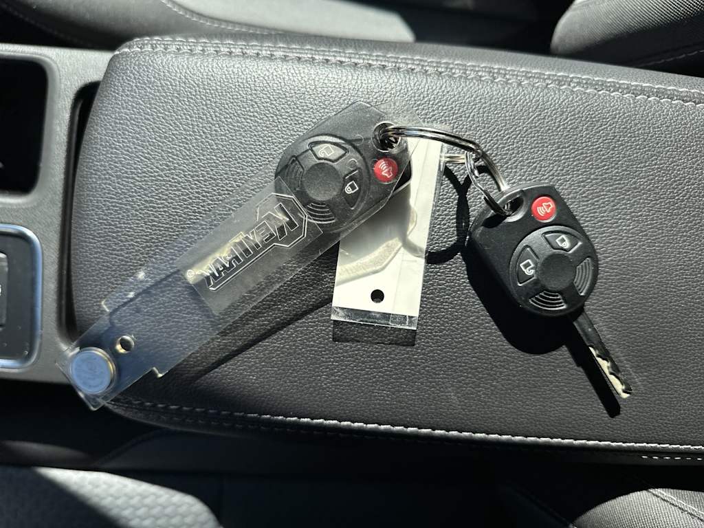 Thumbnail: 2017 Ford Escape - 18