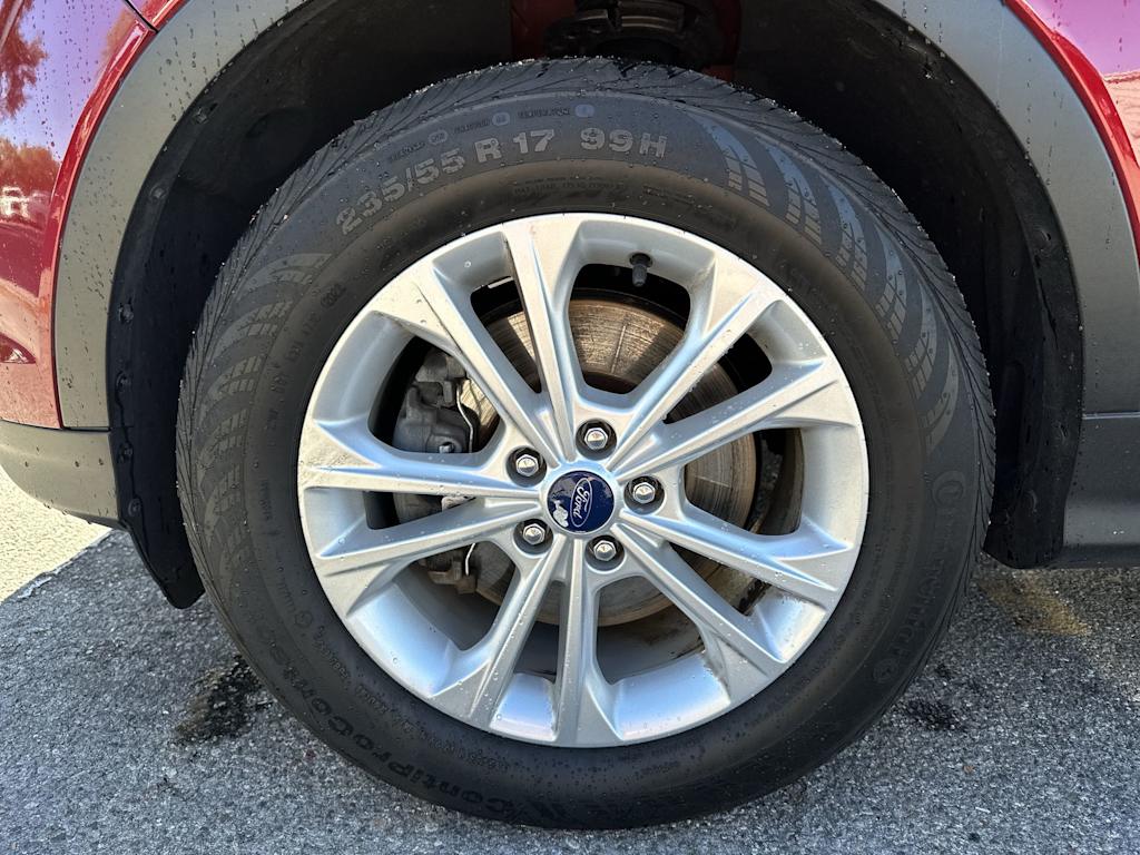 Thumbnail: 2017 Ford Escape - 8