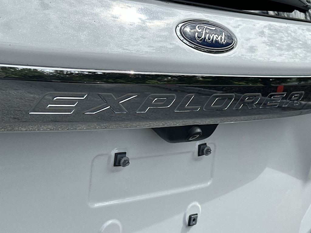 Thumbnail: 2023 Ford Explorer - 4