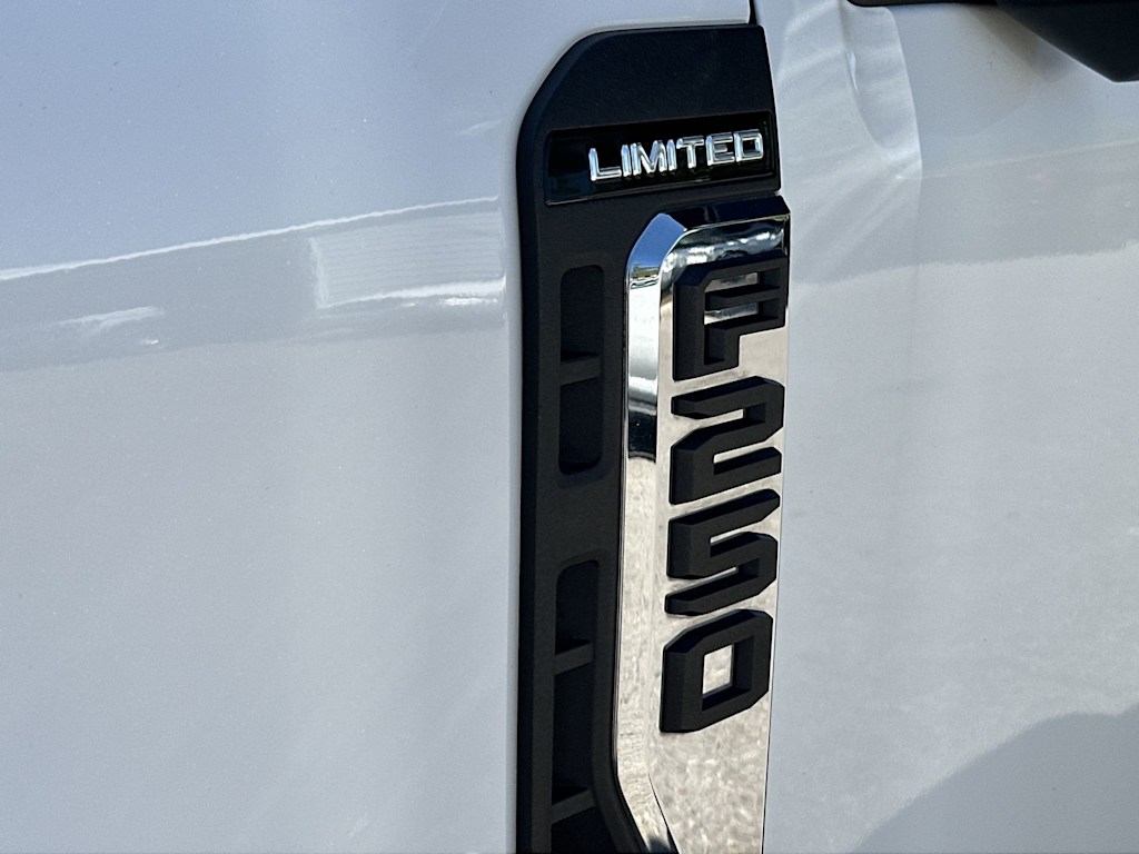 Thumbnail: 2024 Ford F-250 - 18