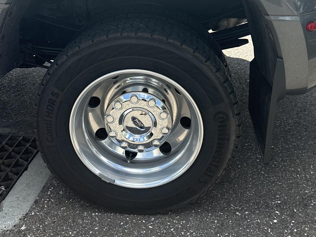 Thumbnail: 2022 Ford F-450 - 8