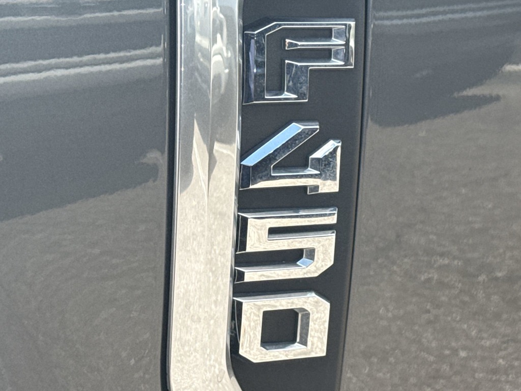 Thumbnail: 2022 Ford F-450 - 21