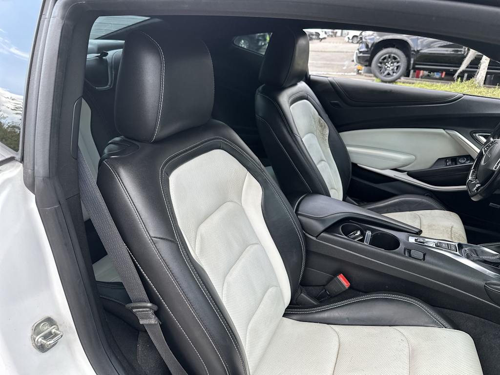 Thumbnail: 2021 Chevrolet Camaro - 13