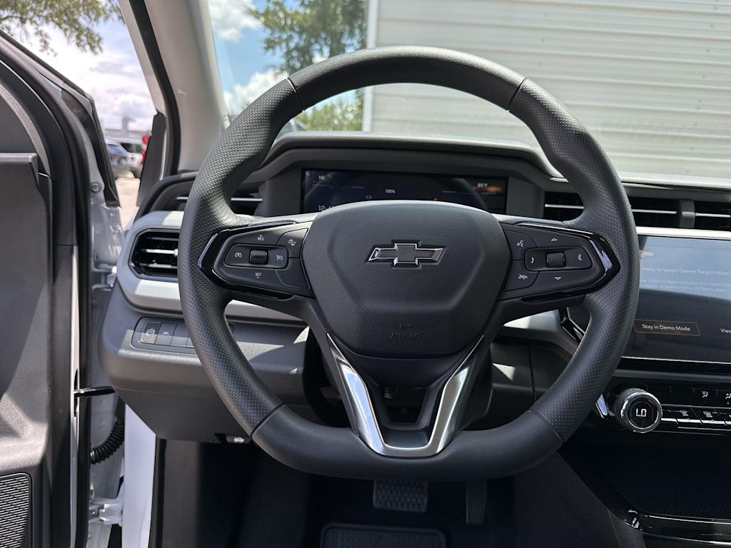 Thumbnail: 2027 Chevrolet Bolt EV - 10