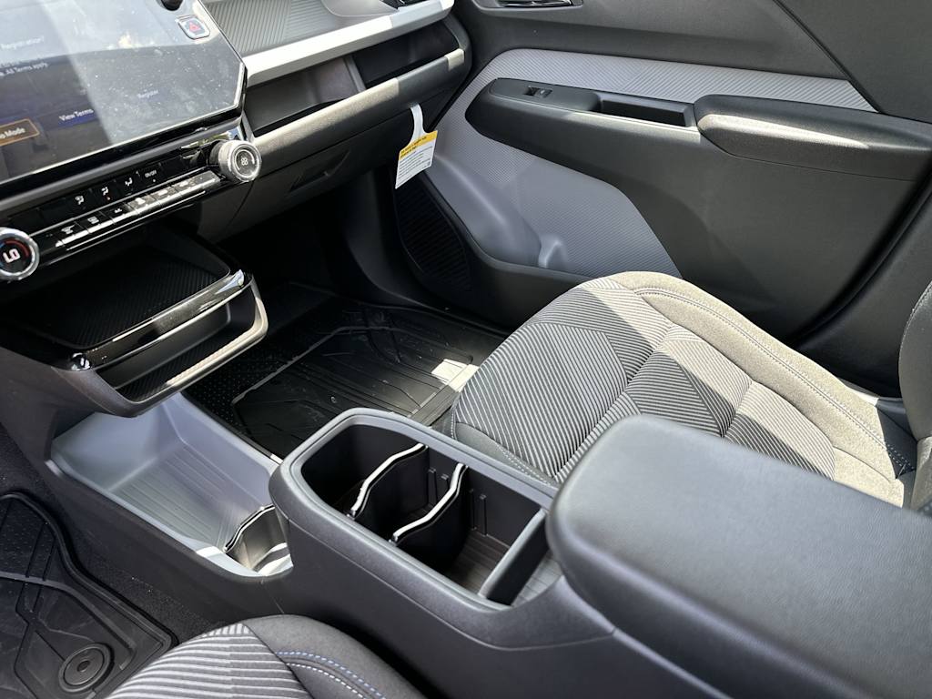 Thumbnail: 2027 Chevrolet Bolt EV - 15