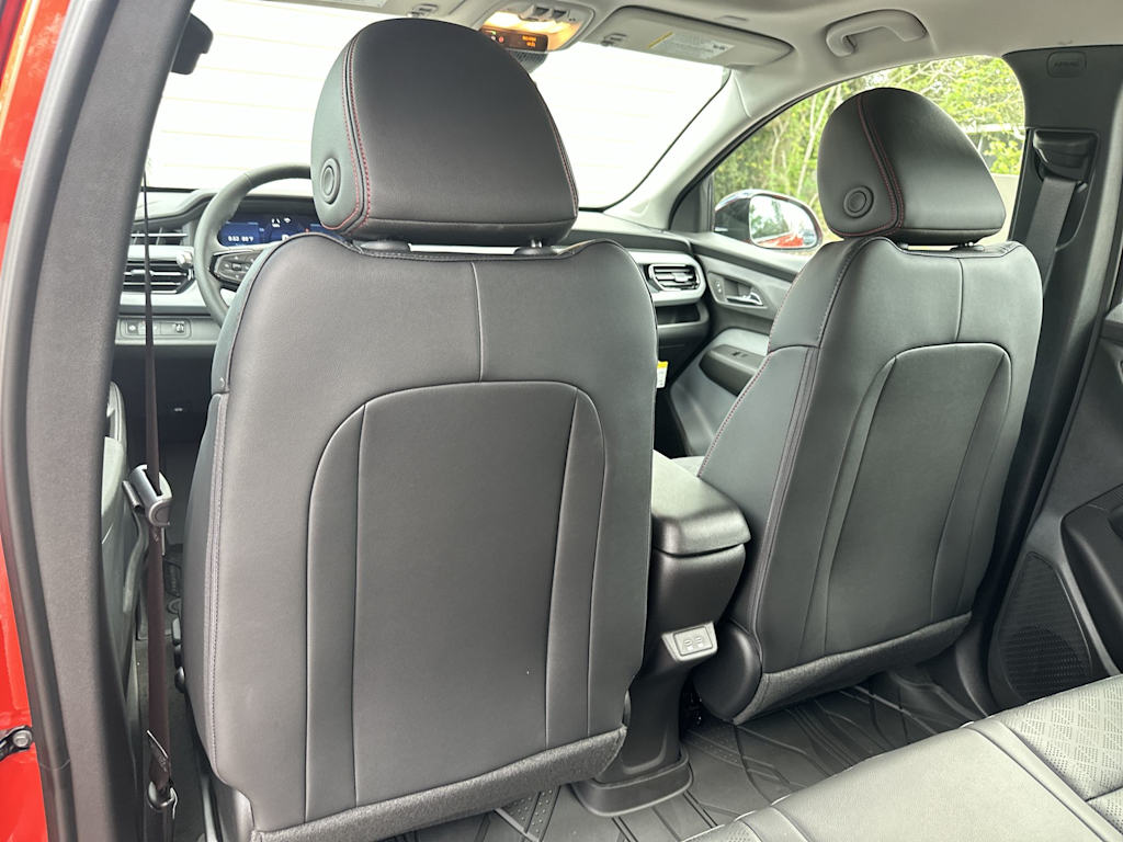 Thumbnail: 2027 Chevrolet Bolt EV - 23
