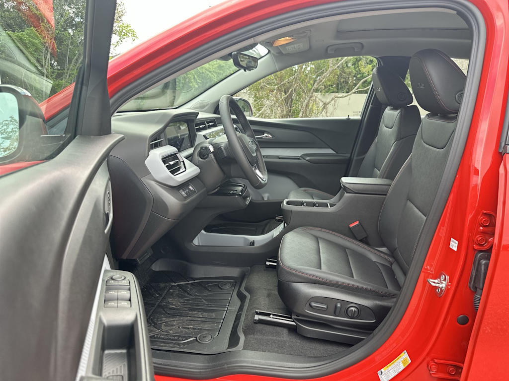 Thumbnail: 2027 Chevrolet Bolt EV - 11