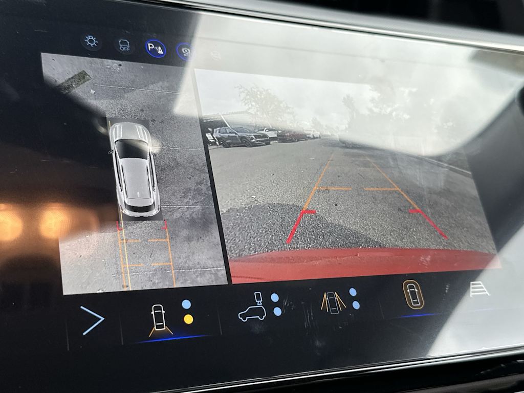 Thumbnail: 2027 Chevrolet Bolt EV - 14