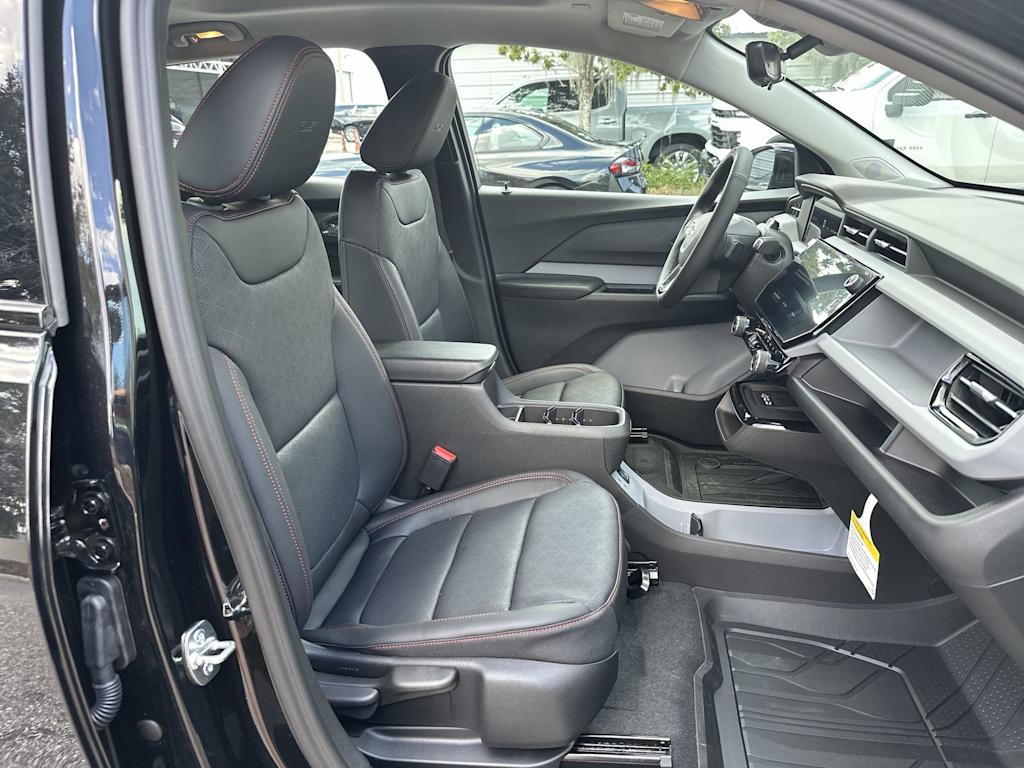 Thumbnail: 2027 Chevrolet Bolt EV - 25