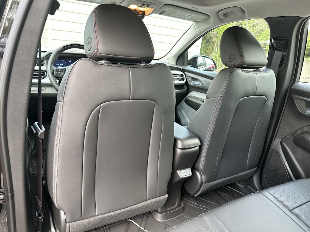 Thumbnail: 2027 Chevrolet Bolt EV - 13