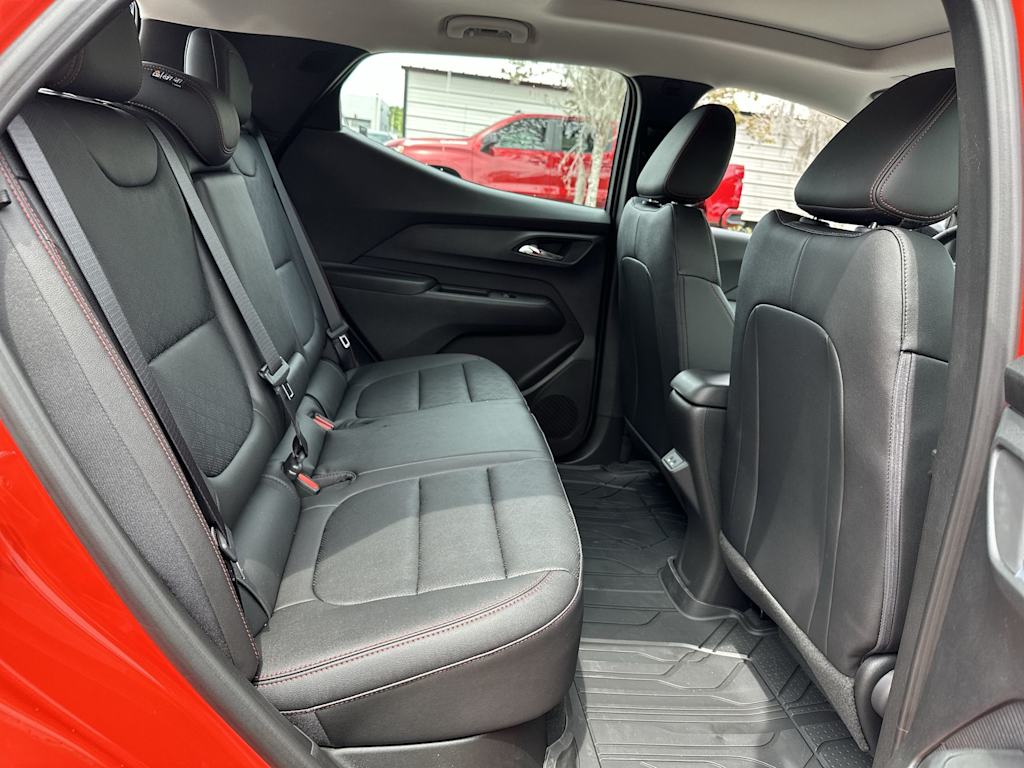 Thumbnail: 2027 Chevrolet Bolt EV - 23