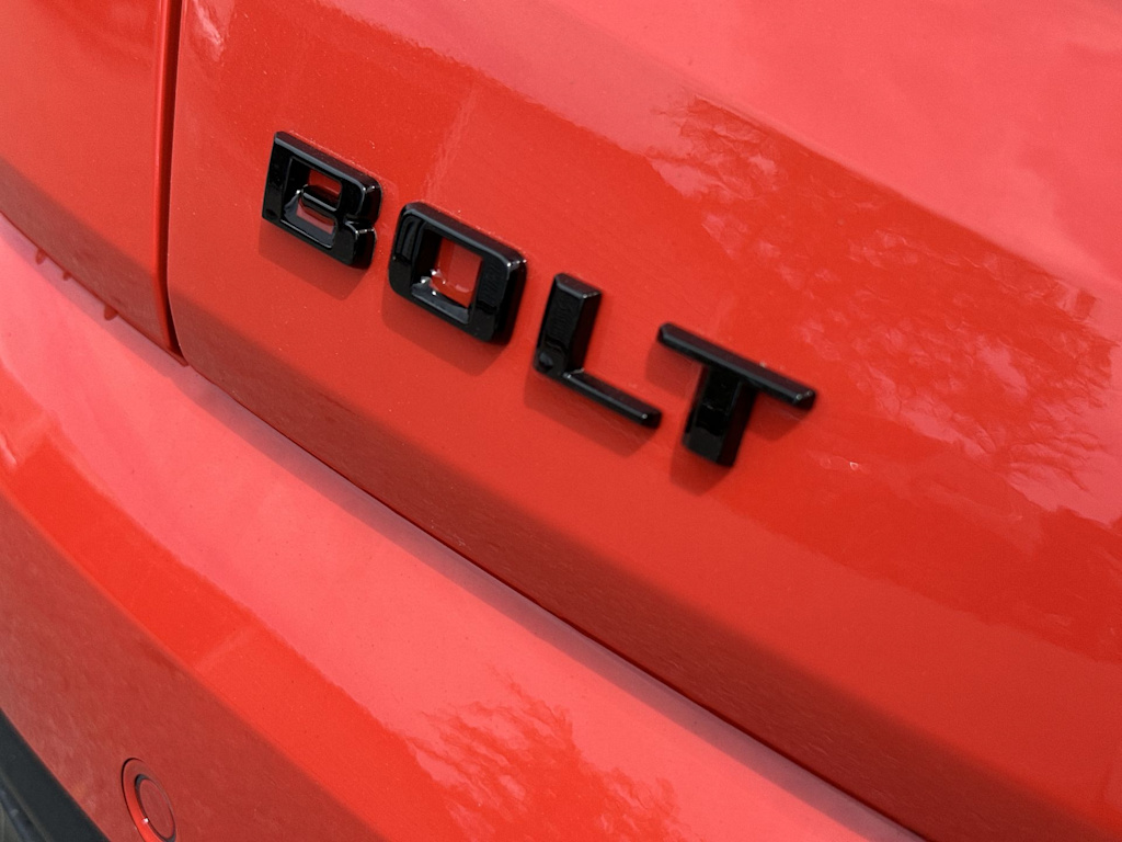 Thumbnail: 2027 Chevrolet Bolt EV - 21