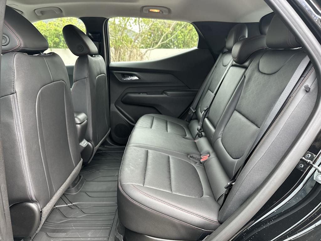 Thumbnail: 2027 Chevrolet Bolt EV - 24