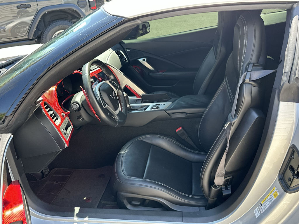 Thumbnail: 2014 Chevrolet Corvette - 11