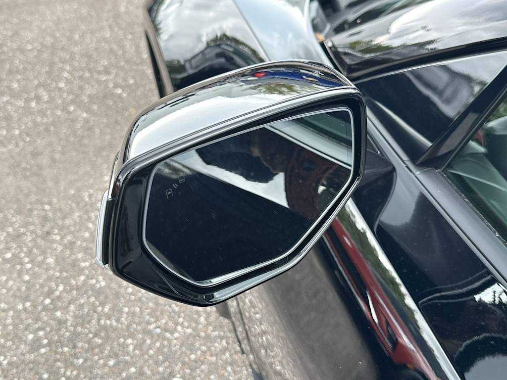 Thumbnail: 2023 Chevrolet Corvette - 20