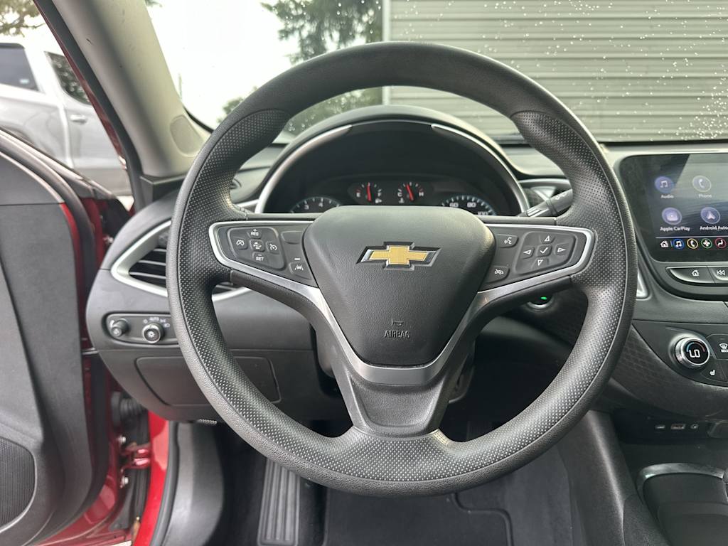 Thumbnail: 2023 Chevrolet Malibu - 9