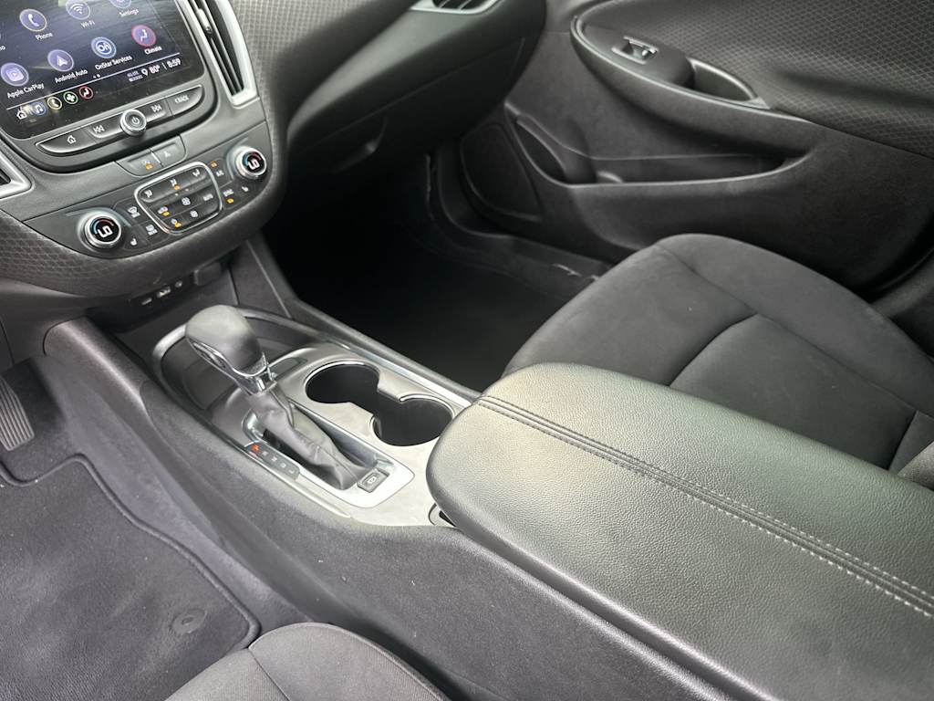 Thumbnail: 2023 Chevrolet Malibu - 14
