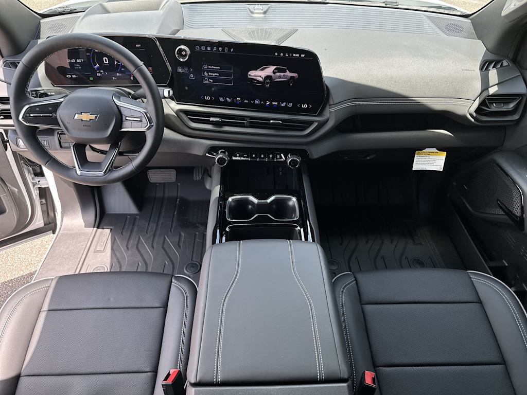 Thumbnail: 2026 Chevrolet Silverado EV - 2