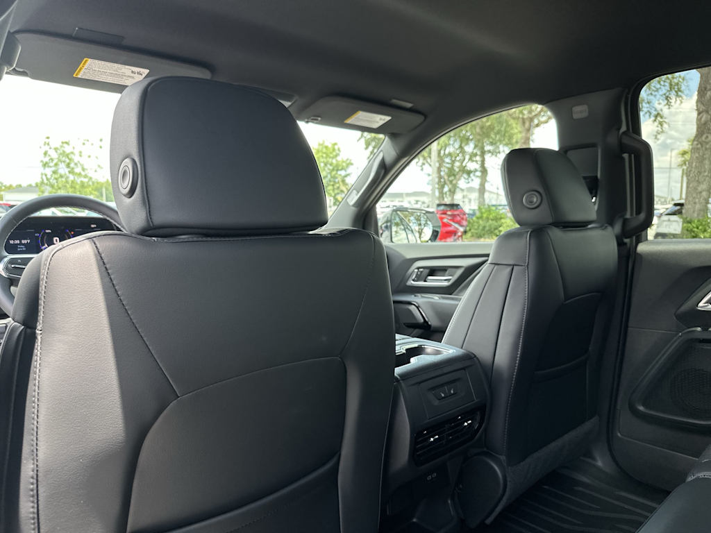 Thumbnail: 2026 Chevrolet Silverado EV - 21