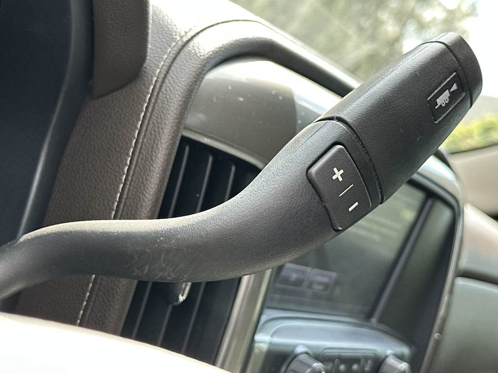Thumbnail: 2018 Chevrolet Silverado 2500 - 26