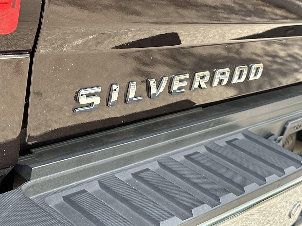Thumbnail: 2018 Chevrolet Silverado 2500 - 22